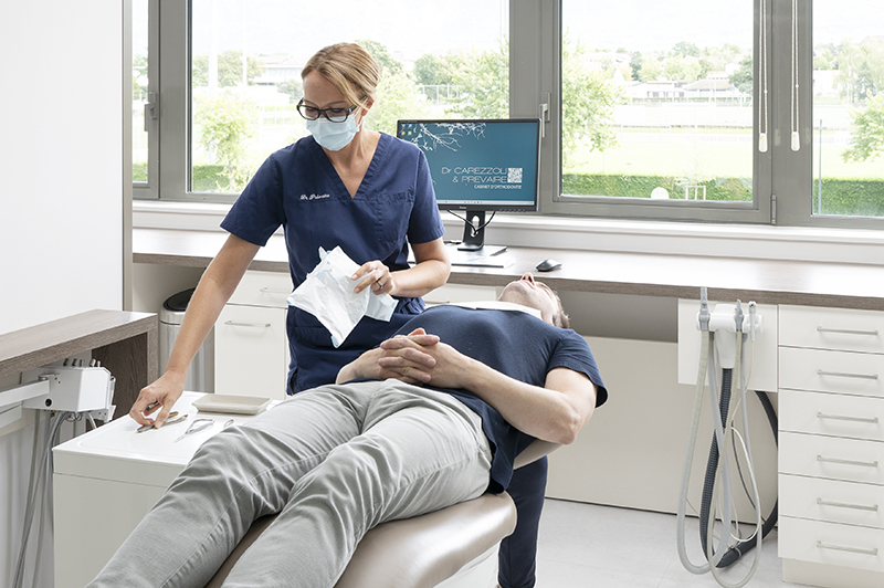 Aligneurs transparents Invisalign® au cabinet Carezzoli & Prévaire